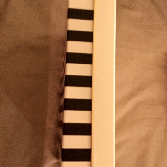 ♠️Kate spade gift box 10” x 8” - Picture 2 of 5